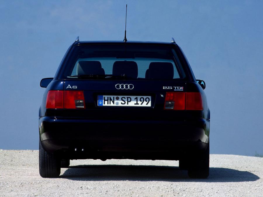  Audi A6 Avant (4A, C4) 1994 года  (фото 12 из 15)